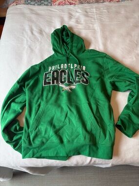 Philadelphia Eagles Green Hooded Sweatshirt - Men